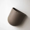 Outlet DBKD Cut veggpotte XL dust Potter Og Vaser