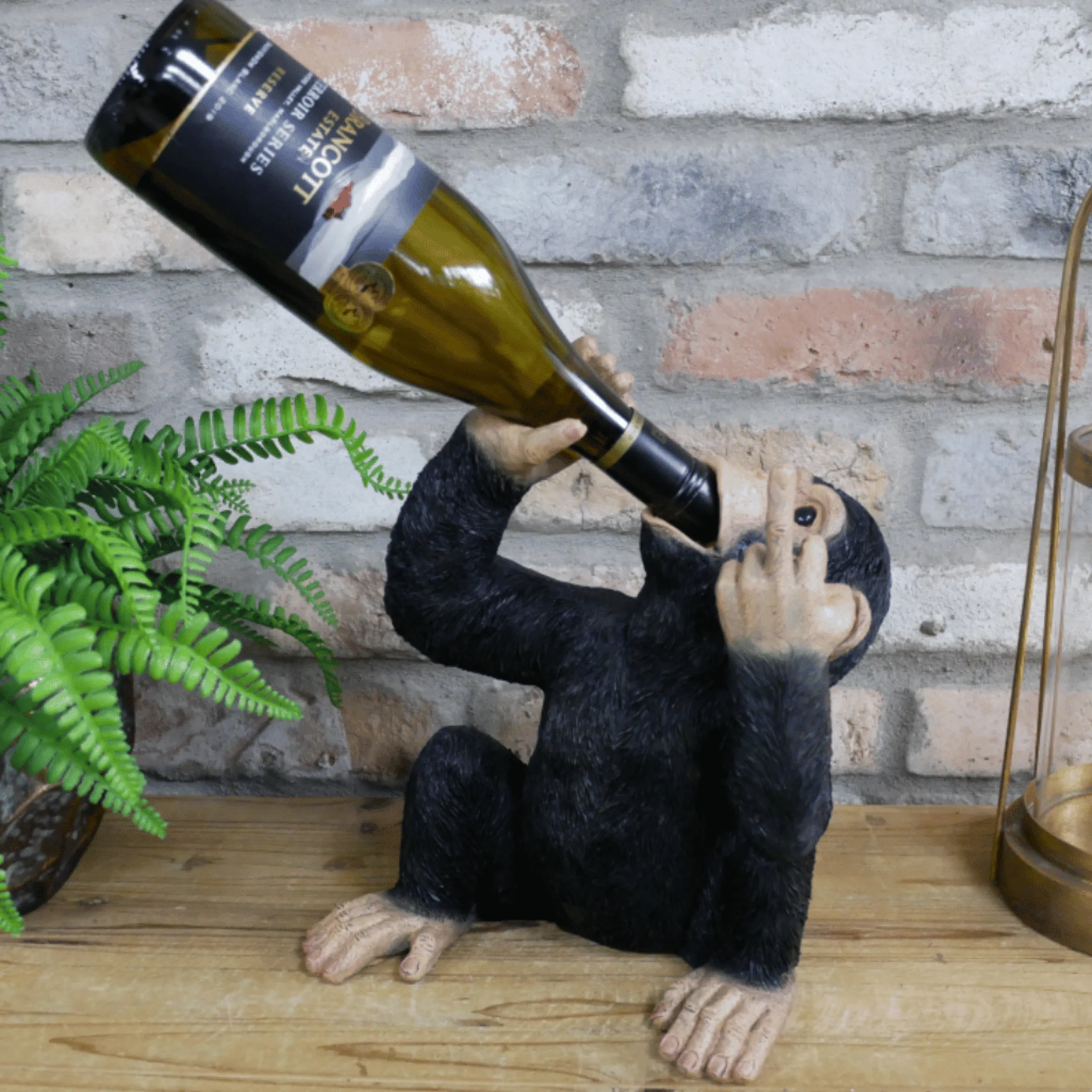 Clearance Frekk apekatt vinholder, sort Pynt