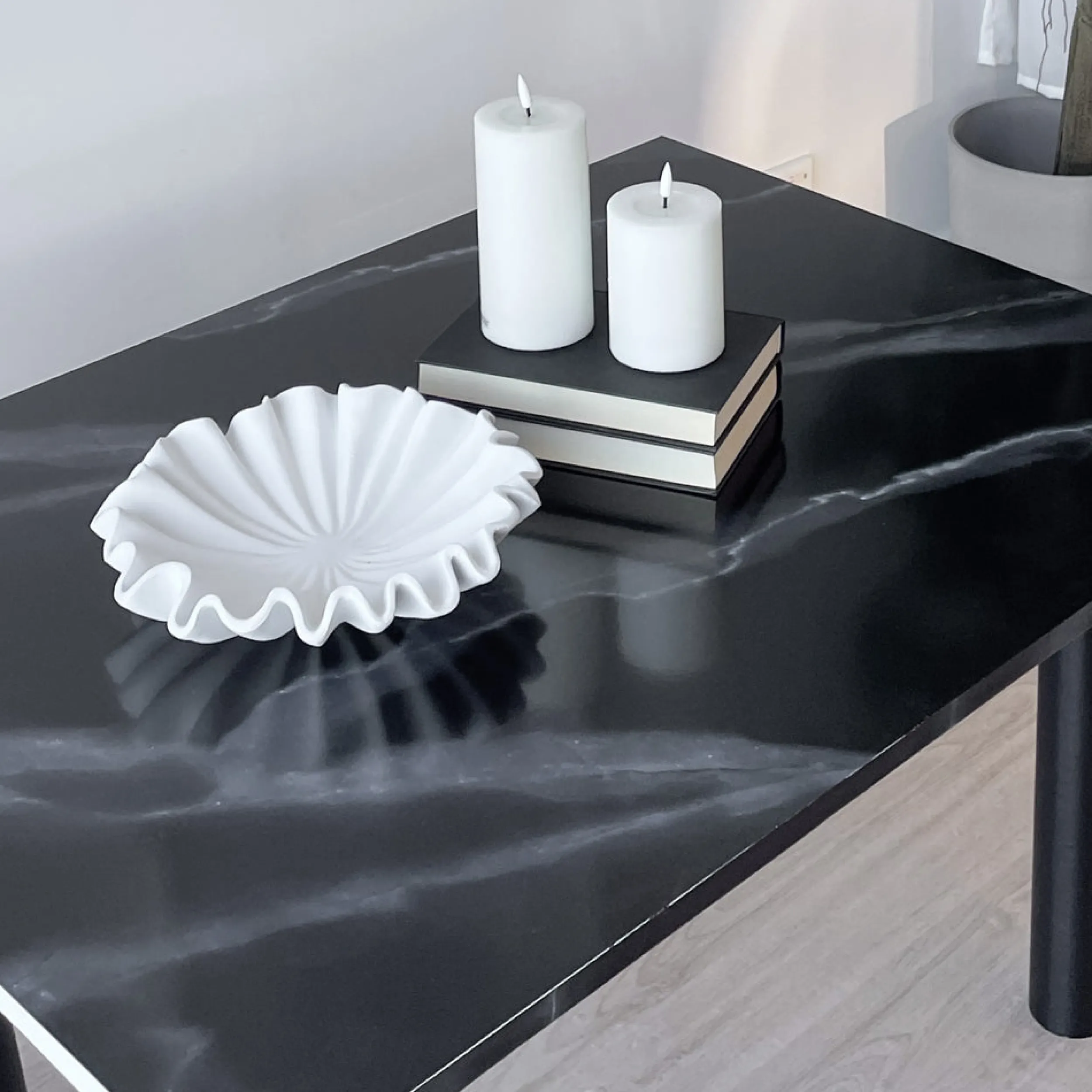 Clearance Marmor klassisk sort kontaktplast Marmor | Bord