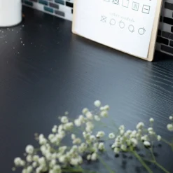 Discount Treverk sort matt kontaktplast Benkeplate | Trapp