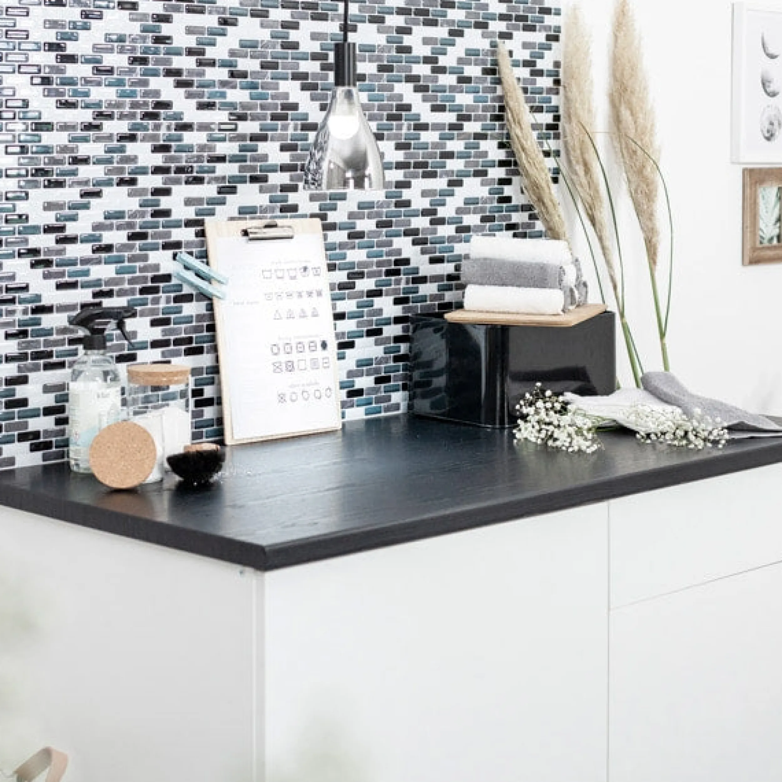 Discount Treverk sort matt kontaktplast Benkeplate | Trapp
