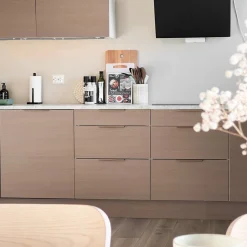 Sale Tuscan tan kontaktplast Bord | Benkeplate
